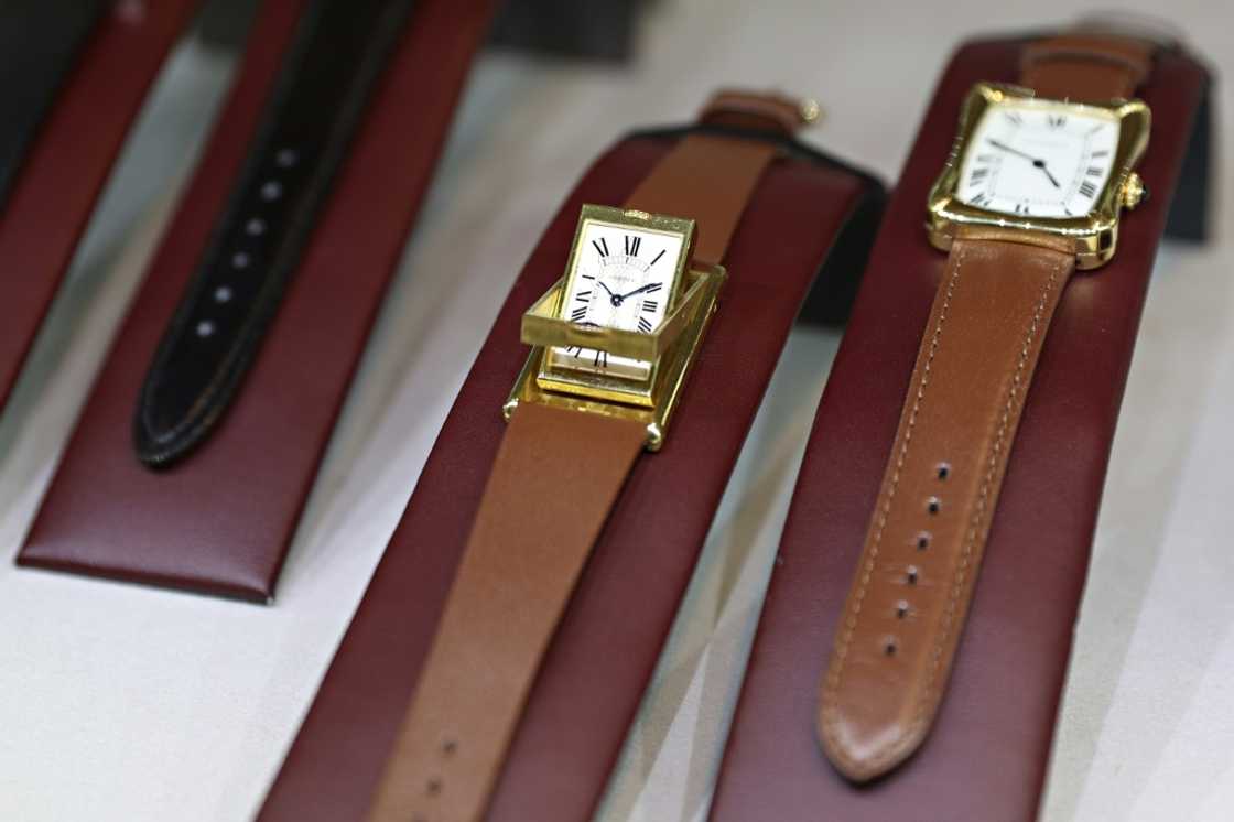 Richemont reported a double-digit drop in sales in China Richemont reported a double-digit drop in sales in China