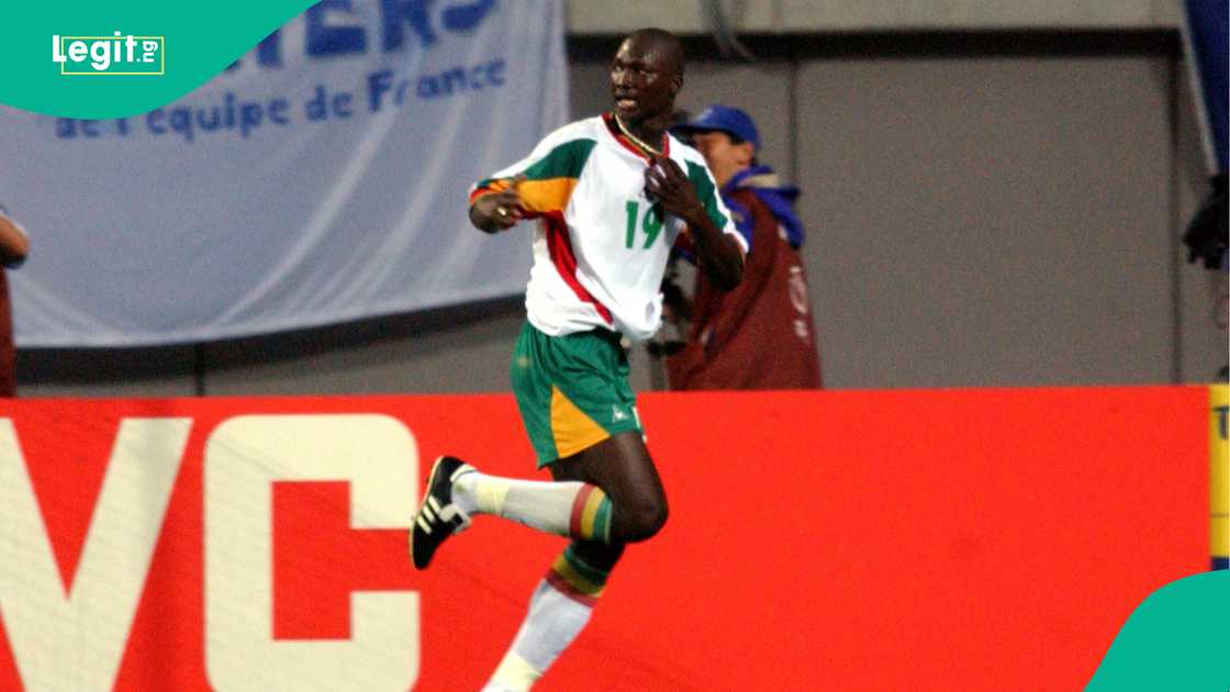Papa Bouba Diop, Senegal, France, 2002 FIFA World Cup, Korea, Japan. Papa Bouba Diop, Senegal, France, 2002 FIFA World Cup, Korea, Japan.