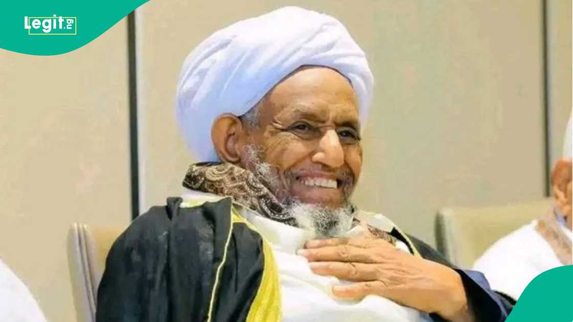 Mufti Haji Umer Idris Mufti Haji Umer Idris