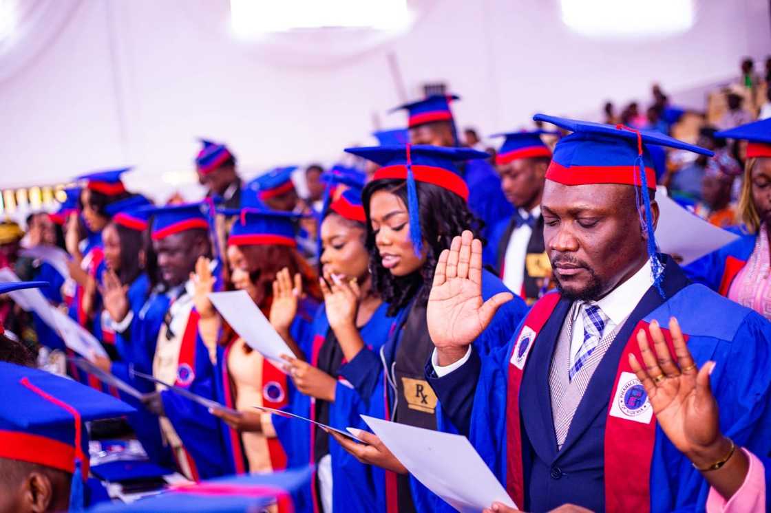 Igbinedion University graduands at a graduation ceremony Igbinedion University graduands at a graduation ceremony