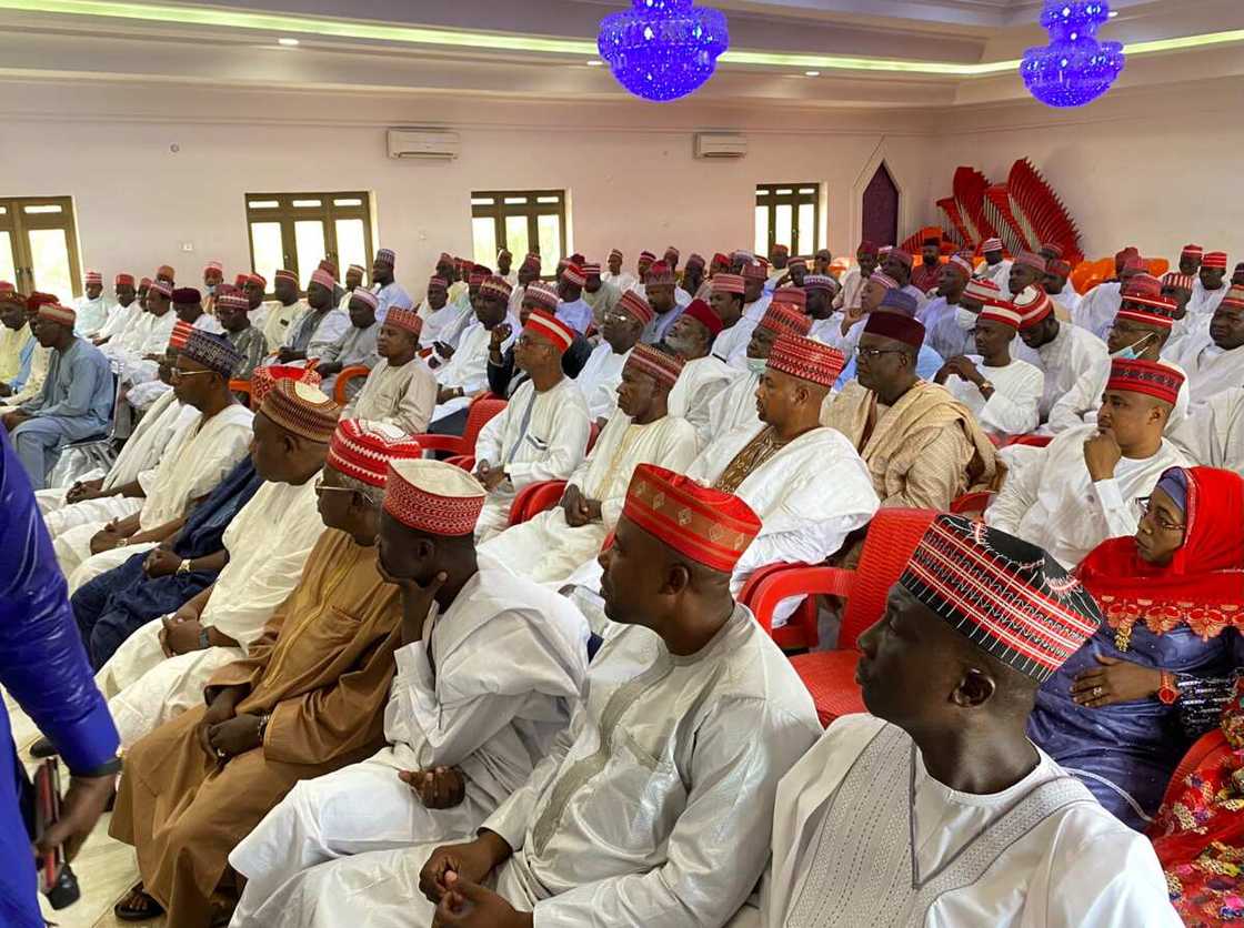 2023: Kwankwaso ya gana da manyan PDP da Kwankwasiyya, daga dawowa daga Umrah