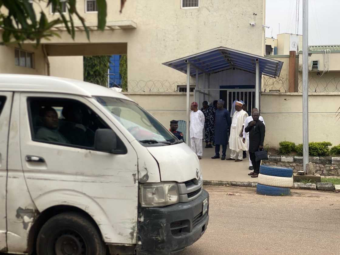 ADC ta bukaci ICPC ta gaggauta ba likitoci, iyalai da lauyoyin El-Rufai su gana da shi. ADC ta bukaci ICPC ta gaggauta ba likitoci, iyalai da lauyoyin El-Rufai su gana da shi.