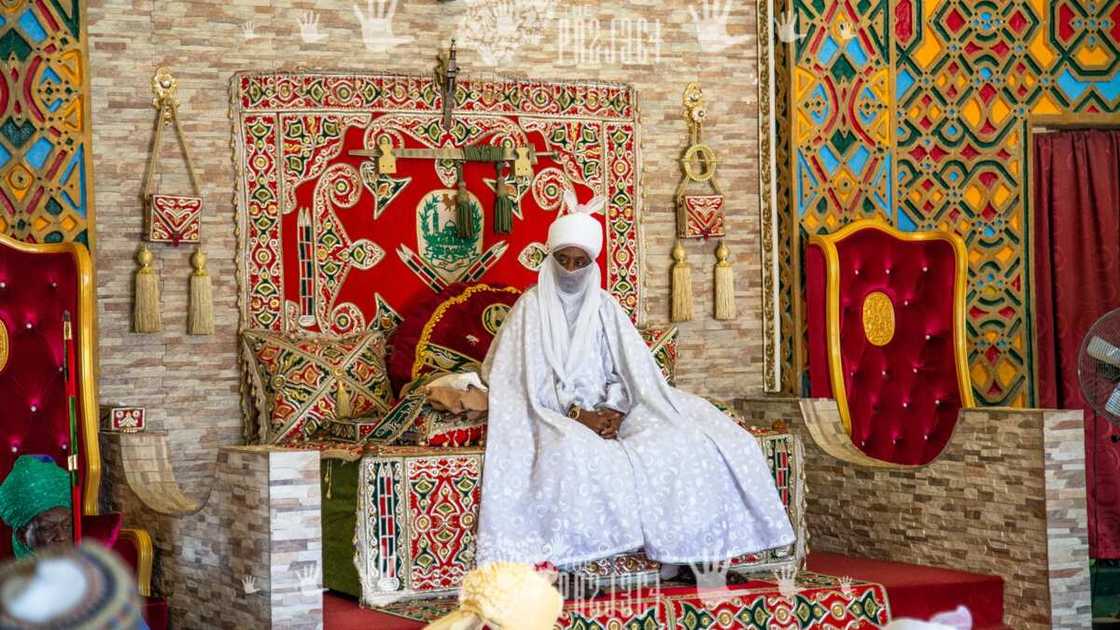 Tsohon Sarkin Kano Sanusi II ya yi magana daga Ingila kan harin da ake kai wa ‘Yan Arewa a Kudu Tsohon Sarkin Kano Sanusi II ya yi magana daga Ingila kan harin da ake kai wa ‘Yan Arewa a Kudu