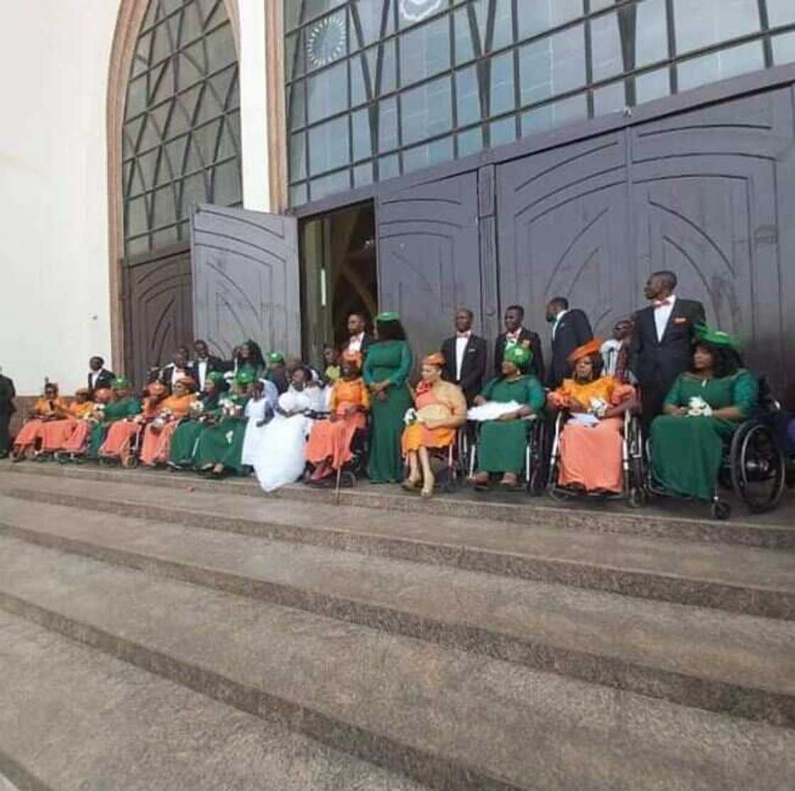 Beautiful photos as lady in wheelchair ties the knot with her bridal train also in wheelchairs Beautiful photos as lady in wheelchair ties the knot with her bridal train also in wheelchairs