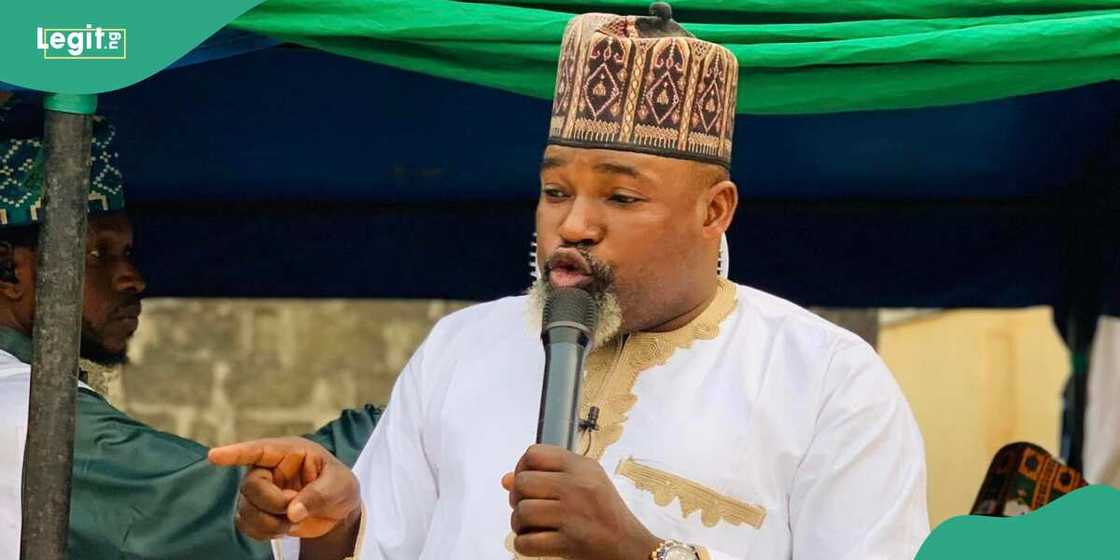 Malamin addinin Musulunci, Sheikh Jaqmal Atayese ya girgiza Intanet Malamin addinin Musulunci, Sheikh Jaqmal Atayese ya girgiza Intanet