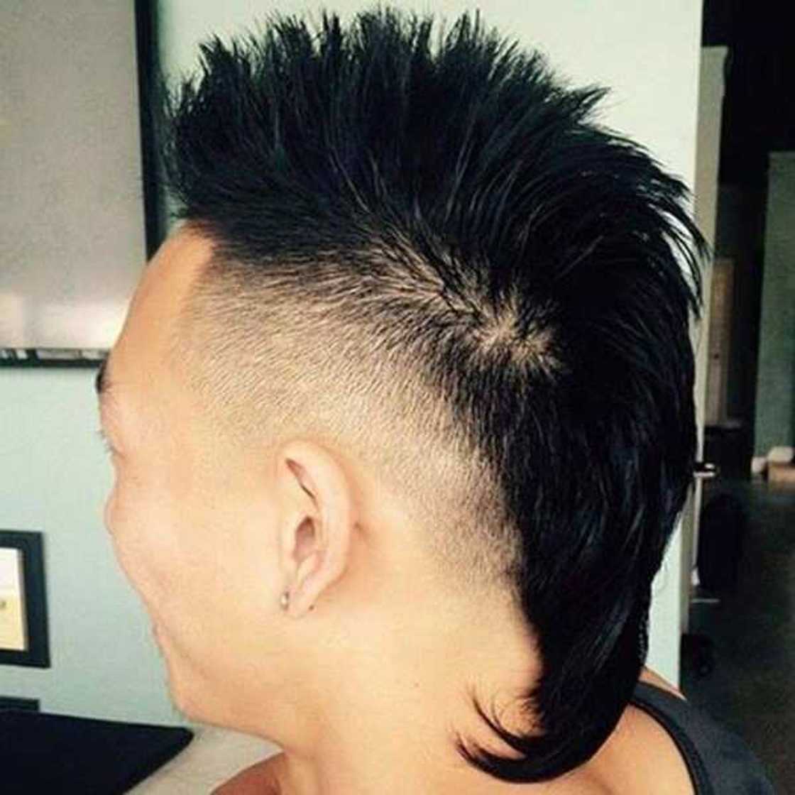 Black mohawk