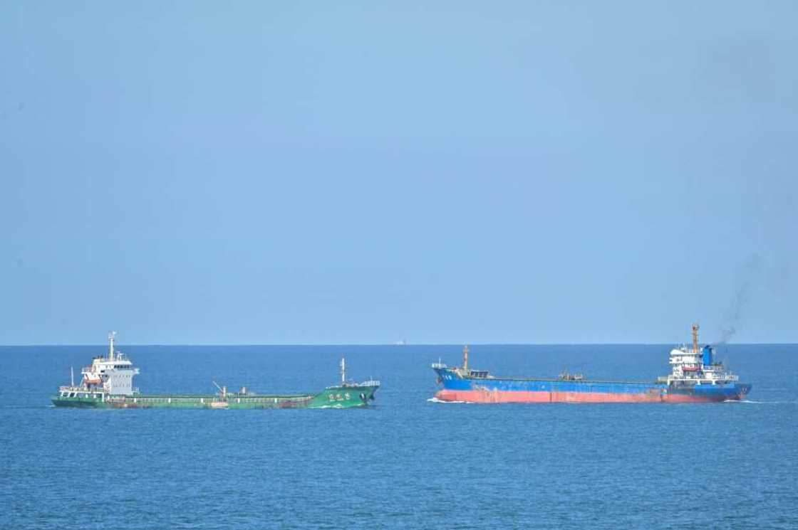 The United States says it will reassert its rights in international air and sea space and intends to "fly, sail and operate" in the region between Taiwan and China, where these cargo ships are sailing the Taiwan Strait The United States says it will reassert its rights in international air and sea space and intends to "fly, sail and operate" in the region between Taiwan and China, where these cargo ships are sailing the Taiwan Strait