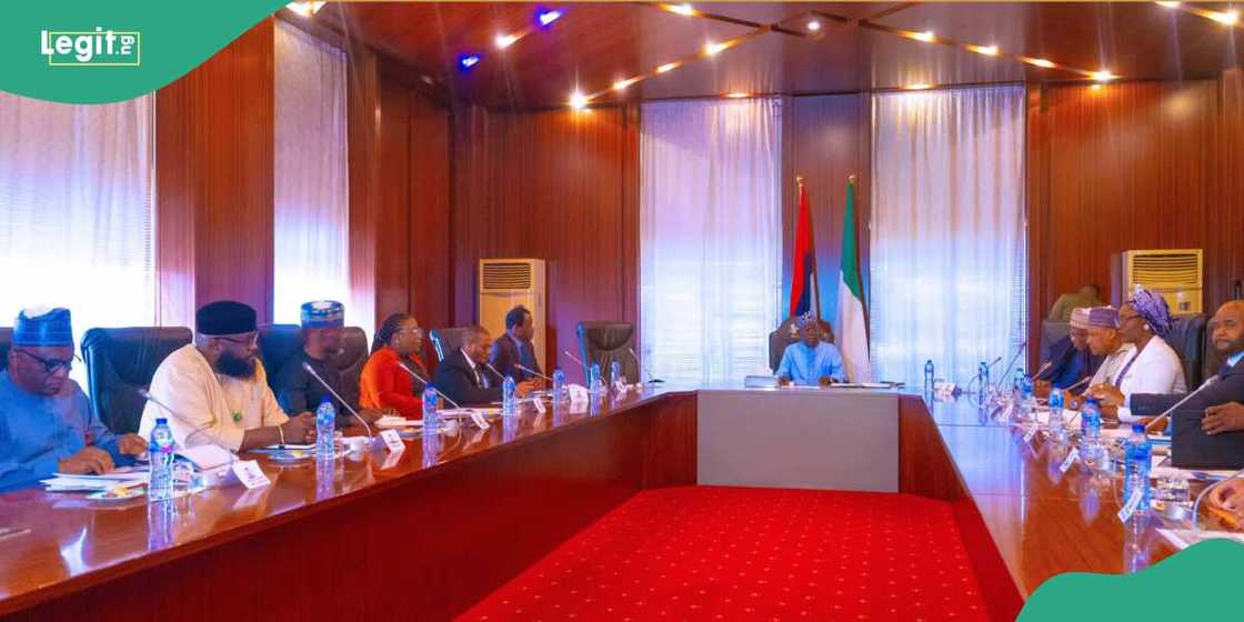 Federal Govt explains how students will access loans Federal Govt explains how students will access loans