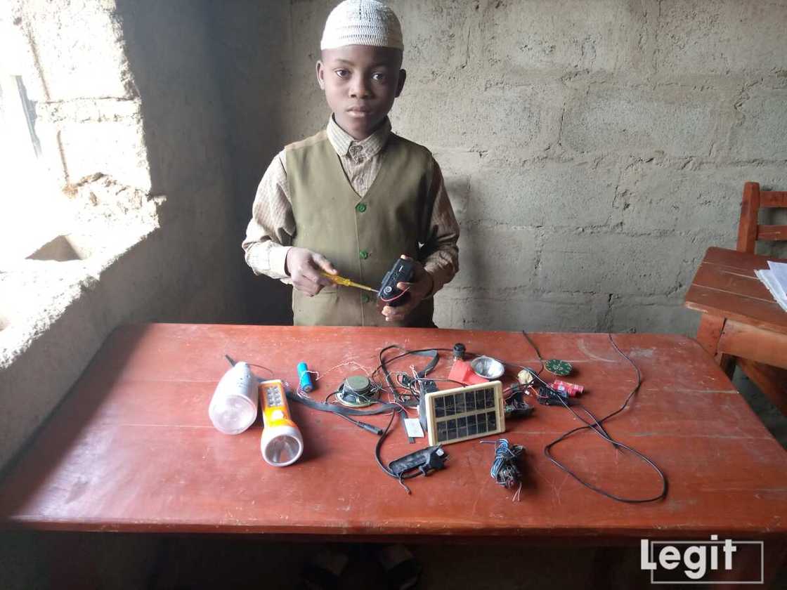Meet 12-year-old boy whose natural ingenuity solves home electrical faults Meet 12-year-old boy whose natural ingenuity solves home electrical faults