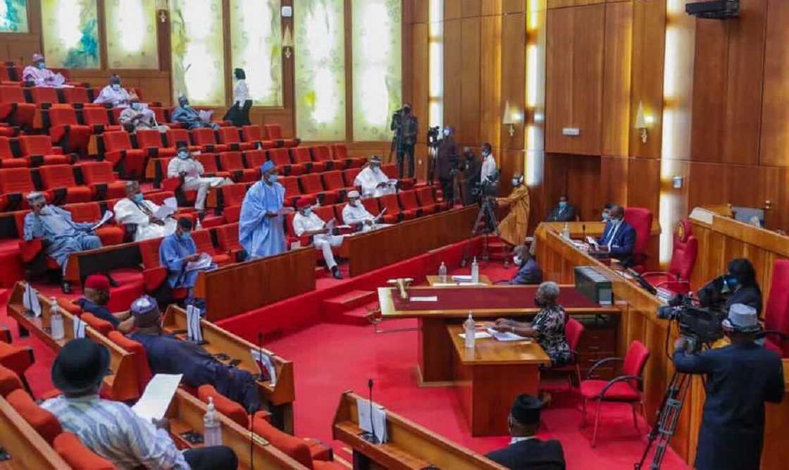 Majalisa ta 10: 'Yan sanda sun hana 'yan jaridu shiga zaman majalisa Majalisa ta 10: 'Yan sanda sun hana 'yan jaridu shiga zaman majalisa