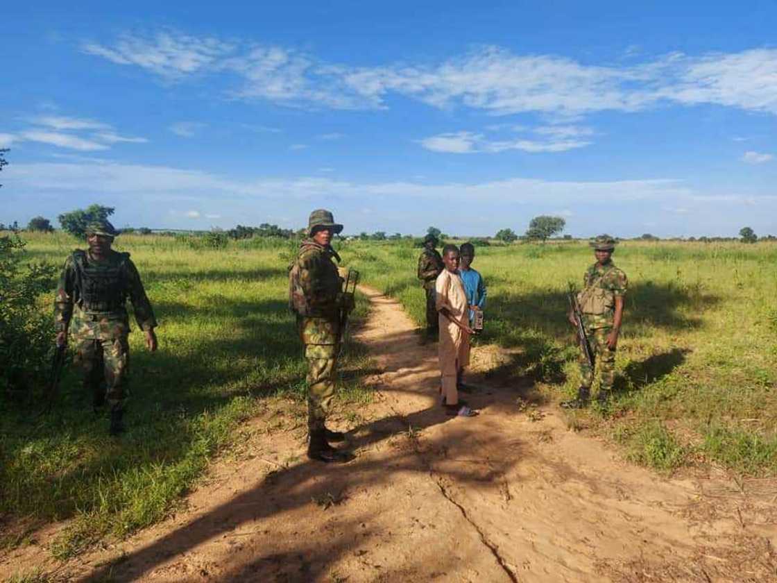 Dakarun soji Dakarun soji