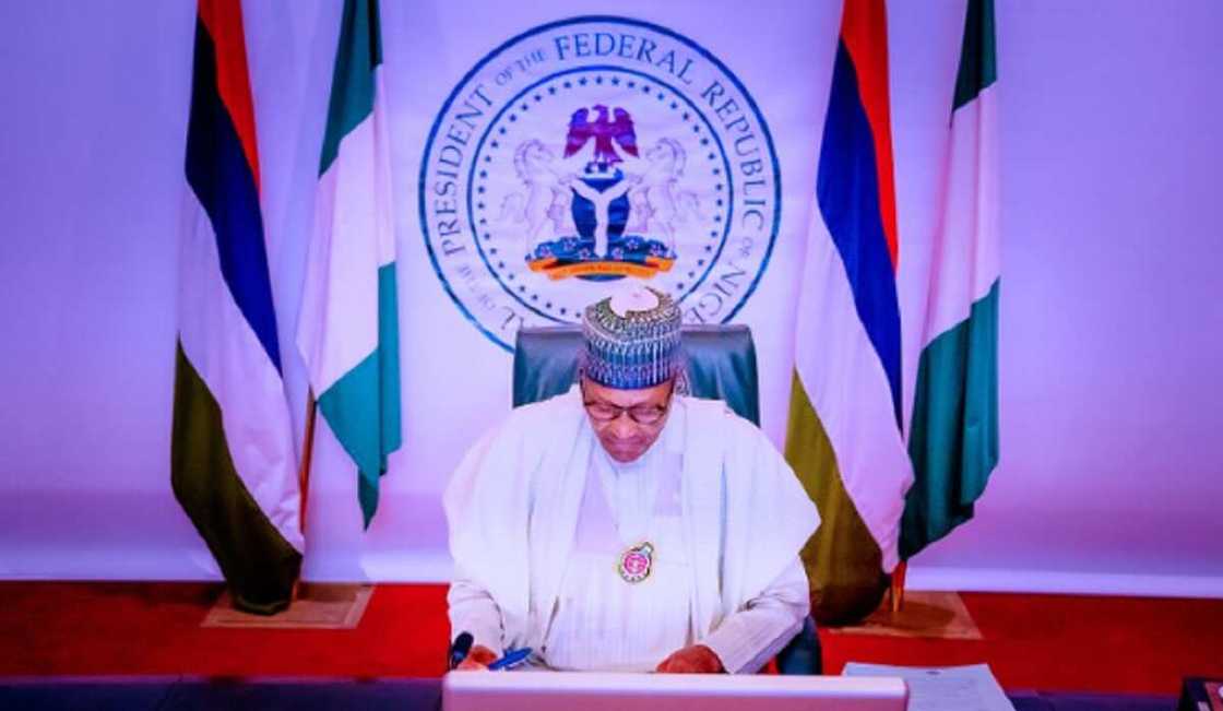 Buhari delivers last new year message to Nigerians Buhari delivers last new year message to Nigerians