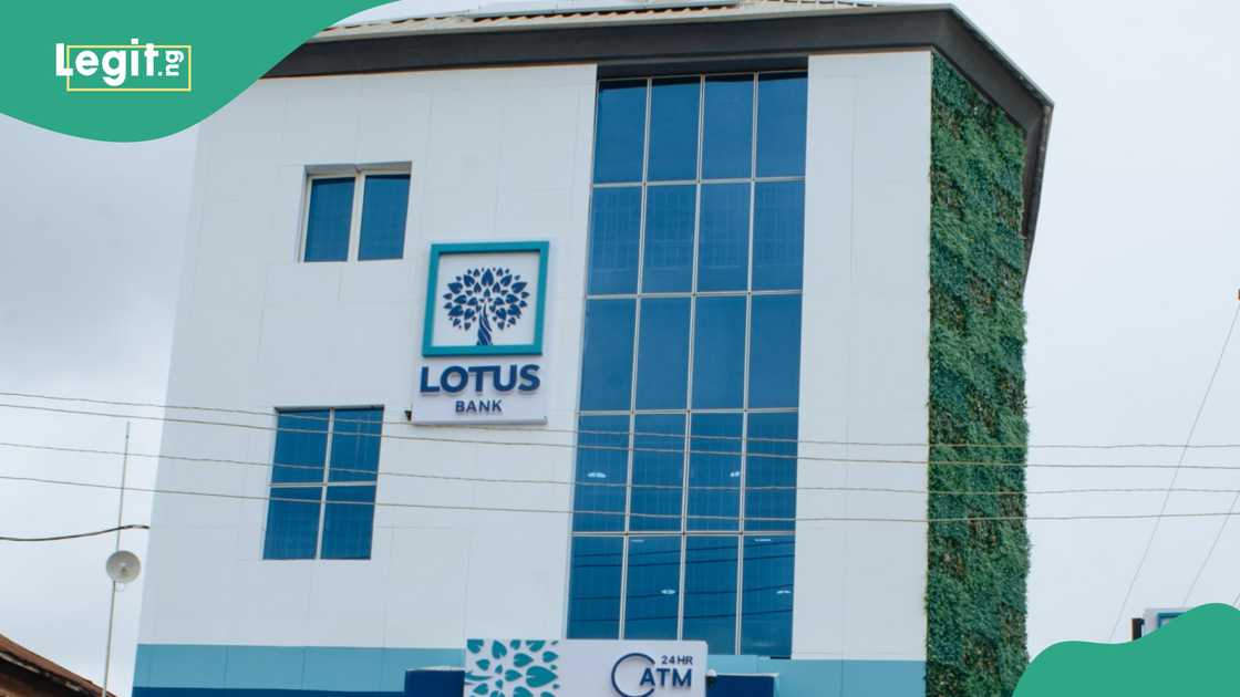 Bank launches branch in Lagos Bank launches branch in Lagos