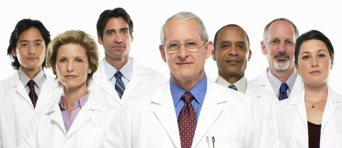 Za ayi dashen kan mutum karo na farko a duniya Za ayi dashen kan mutum karo na farko a duniya