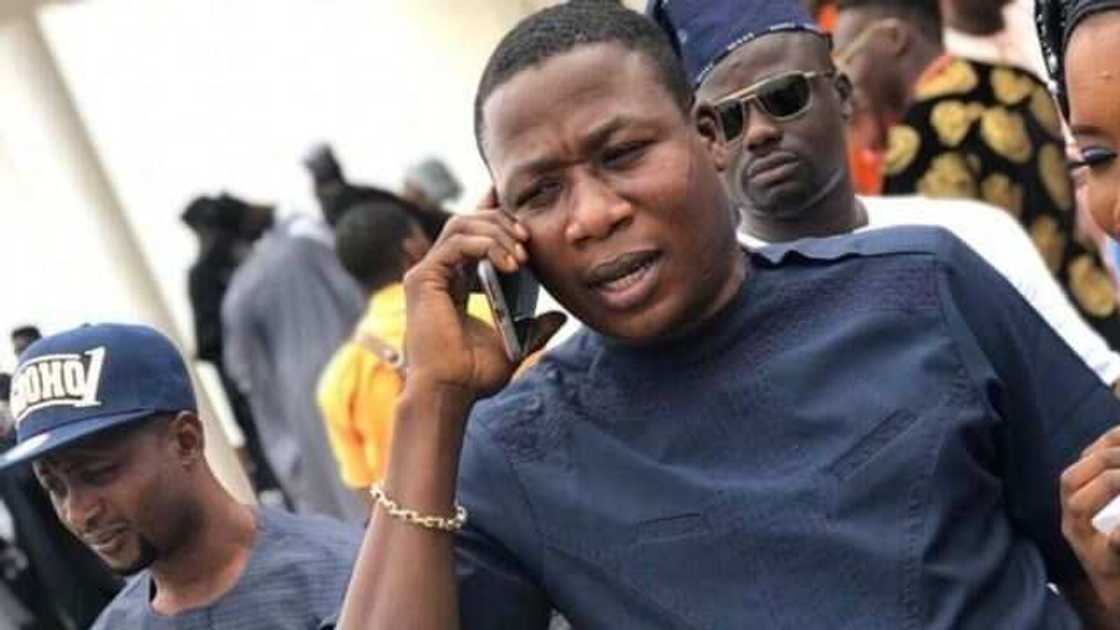 Yadda 'Yan Sandan 'Interpol' Suka Damke Sunday Igboho da Matarsa 'Yar Jamus