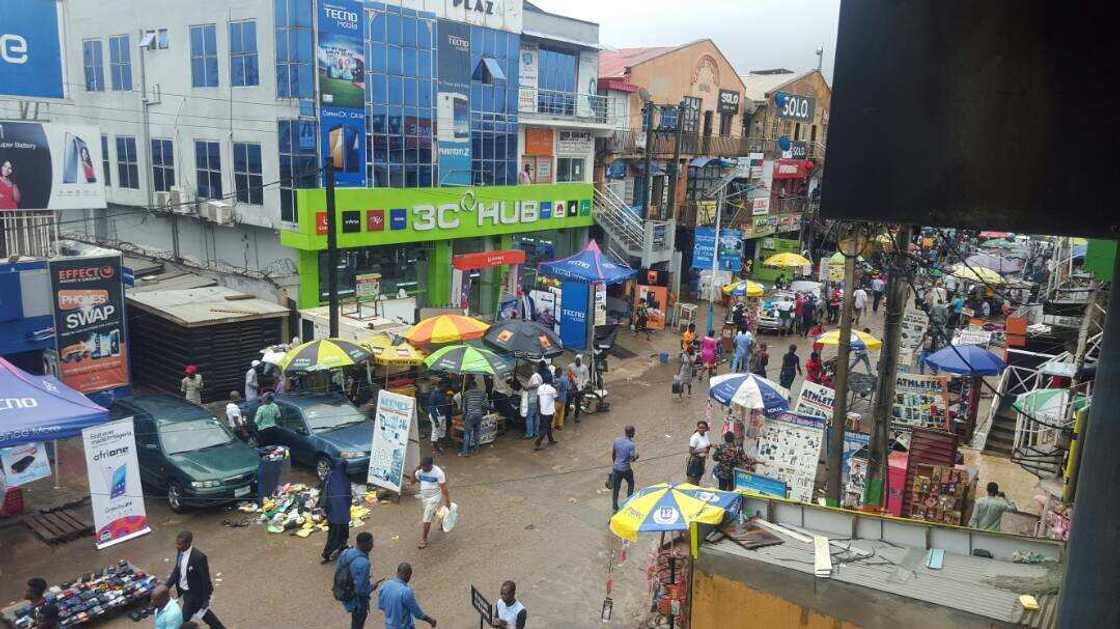 Nigerian man gets fake iPhone 11 pro max plastered with Vitamin C Nigerian man gets fake iPhone 11 pro max plastered with Vitamin C