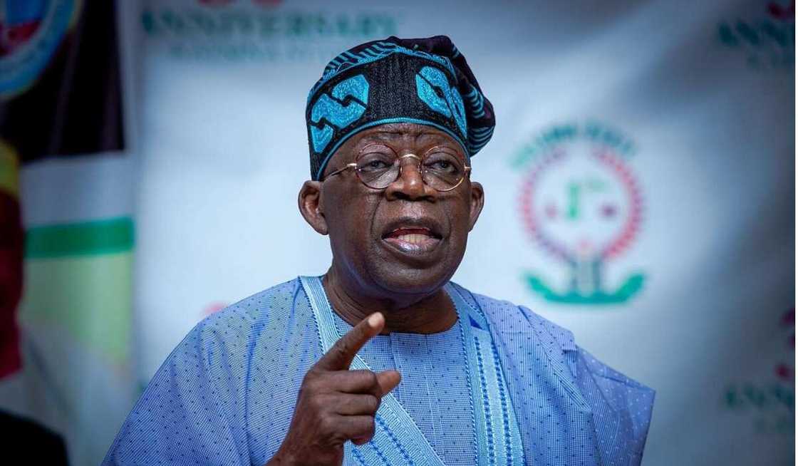Tinubu ya umarci DSS su fice daga ofishin EFCC Tinubu ya umarci DSS su fice daga ofishin EFCC