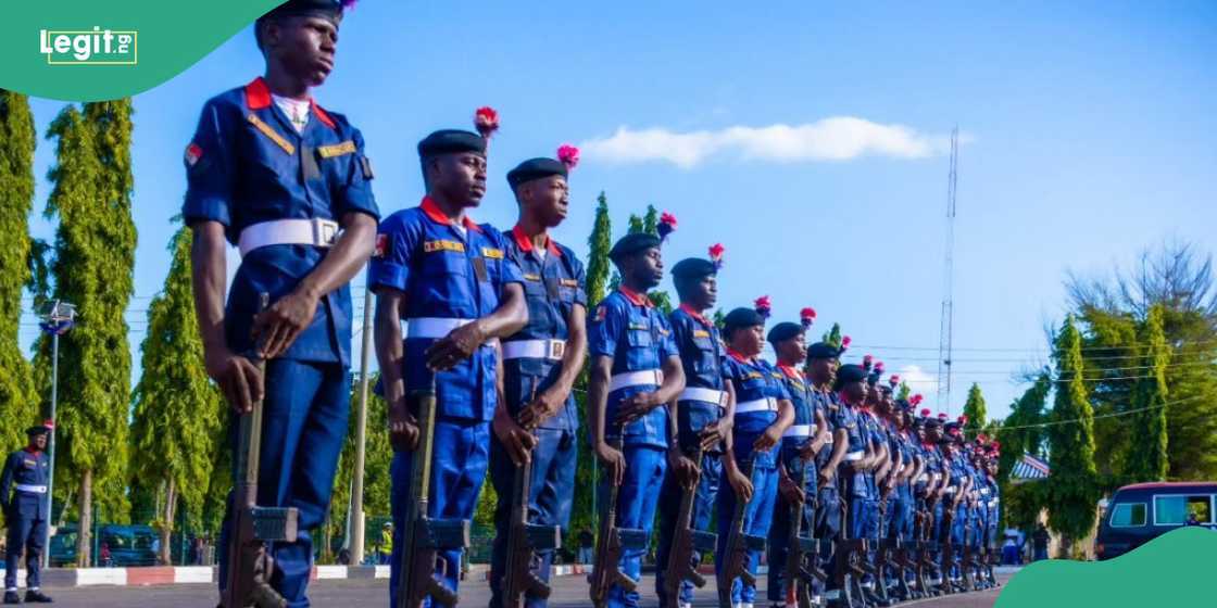 An NSCDC commandant, Agun Gbenga, has reportedly slumped and died after delivering speech at an event in Benin, the Edo state capital.