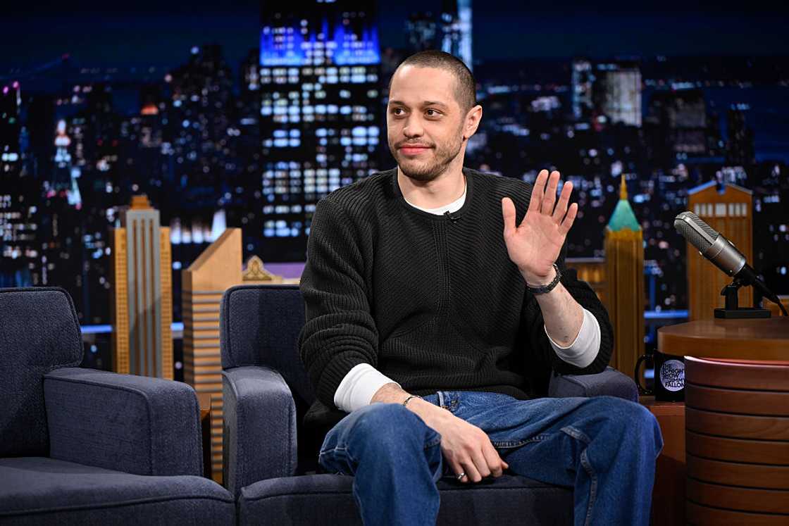 Pete Davidson waving to the audience on The Tonight Show Pete Davidson waving to the audience on The Tonight Show