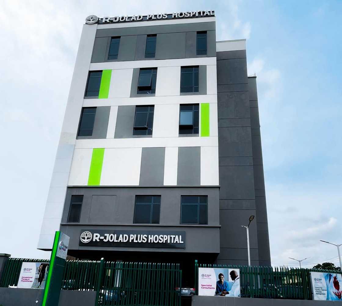 R-Jolad Hospital Wins “Private Secondary Healthcare Facility of the Year” at NHEA 2025