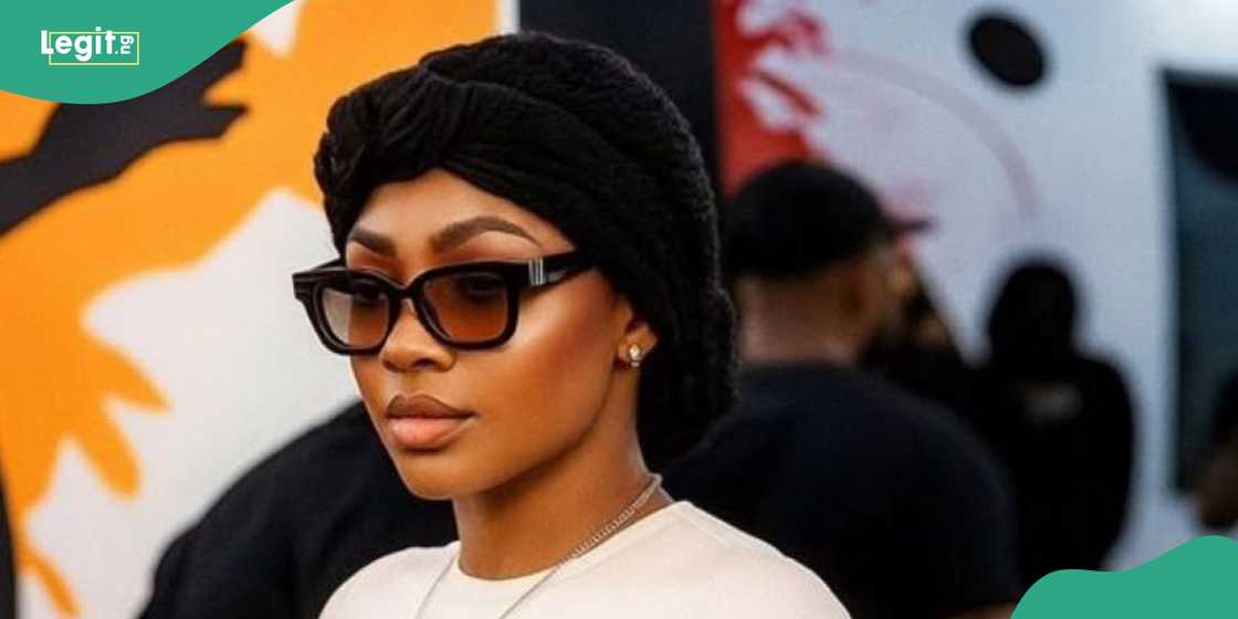 Fans warn Jaosn over friendship with Sultana Fans warn Jaosn over friendship with Sultana