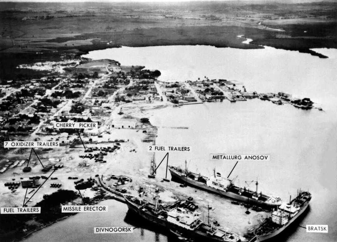 Aerial picture taken on November 10, 1962 during the Cuban missile crisis of the Mariel naval port in Cuba showing three Soviet ships waiting to be loaded with missiles in accordance with a US-Soviet withdrawal agreement Aerial picture taken on November 10, 1962 during the Cuban missile crisis of the Mariel naval port in Cuba showing three Soviet ships waiting to be loaded with missiles in accordance with a US-Soviet withdrawal agreement