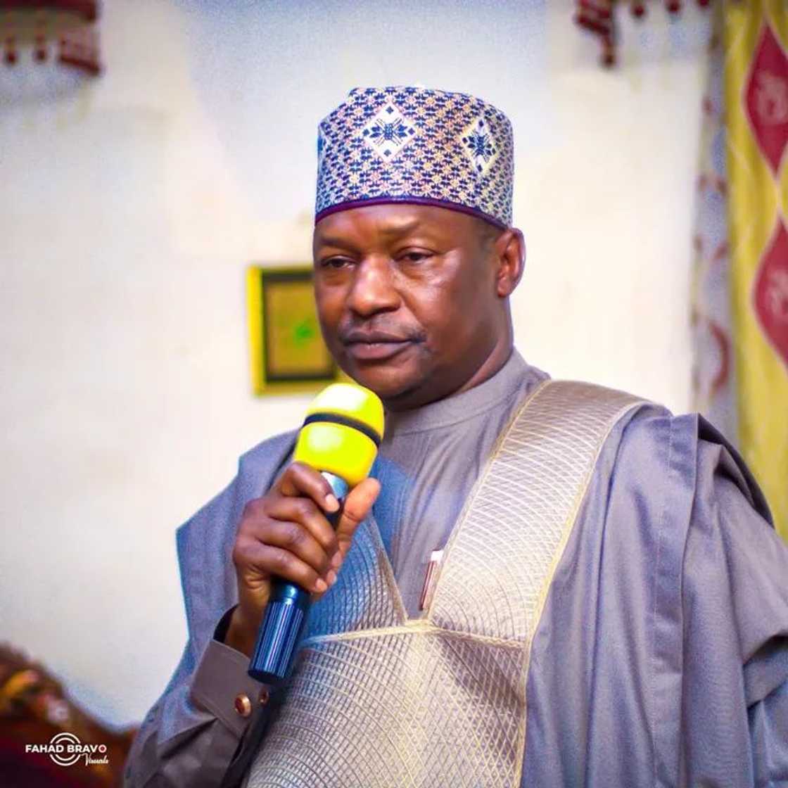 Malami ya gana da hukumar EFCC Malami ya gana da hukumar EFCC