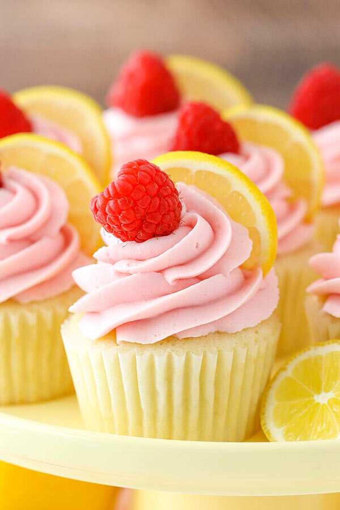 raspberry cupcake raspberry cupcake