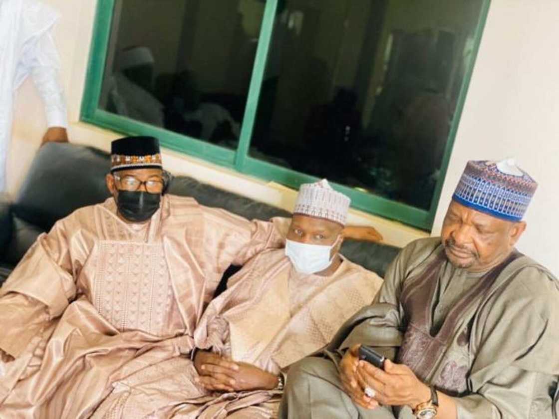 Kayatattun hotunan bikin dan Tambuwal, ministoci, gwamnoni da masu hannu da shuni sun halarta Kayatattun hotunan bikin dan Tambuwal, ministoci, gwamnoni da masu hannu da shuni sun halarta