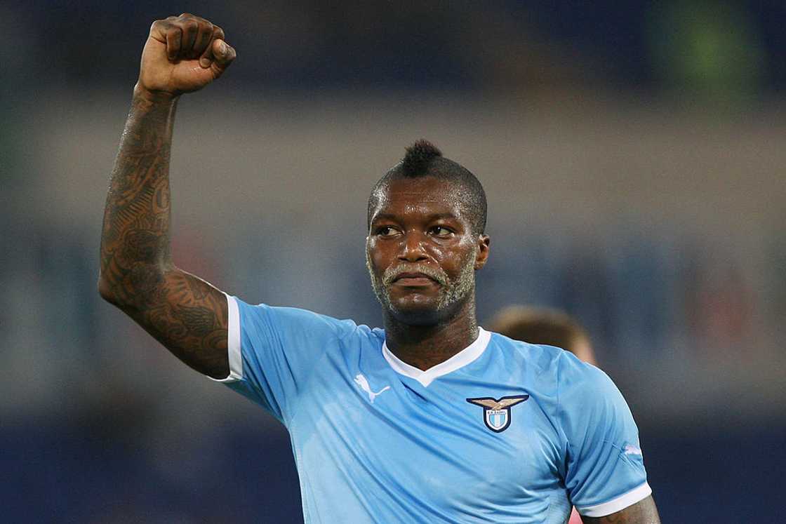 Djibril Cisse of SS Lazio celebrating after scoring a second goal