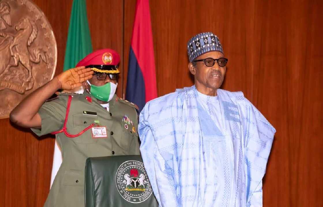 Yanzu-yanzu: Buhari ya shiga taron FEC ta yanar gizo Yanzu-yanzu: Buhari ya shiga taron FEC ta yanar gizo