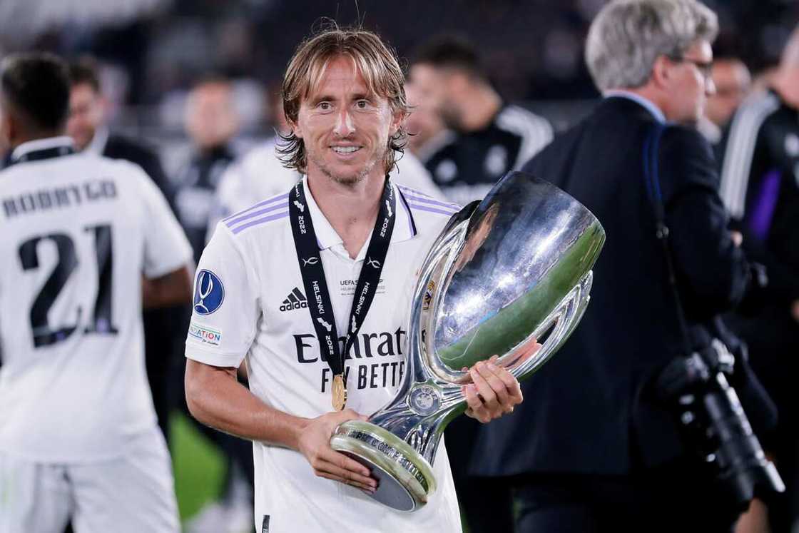 most expensive cup in football most expensive cup in football