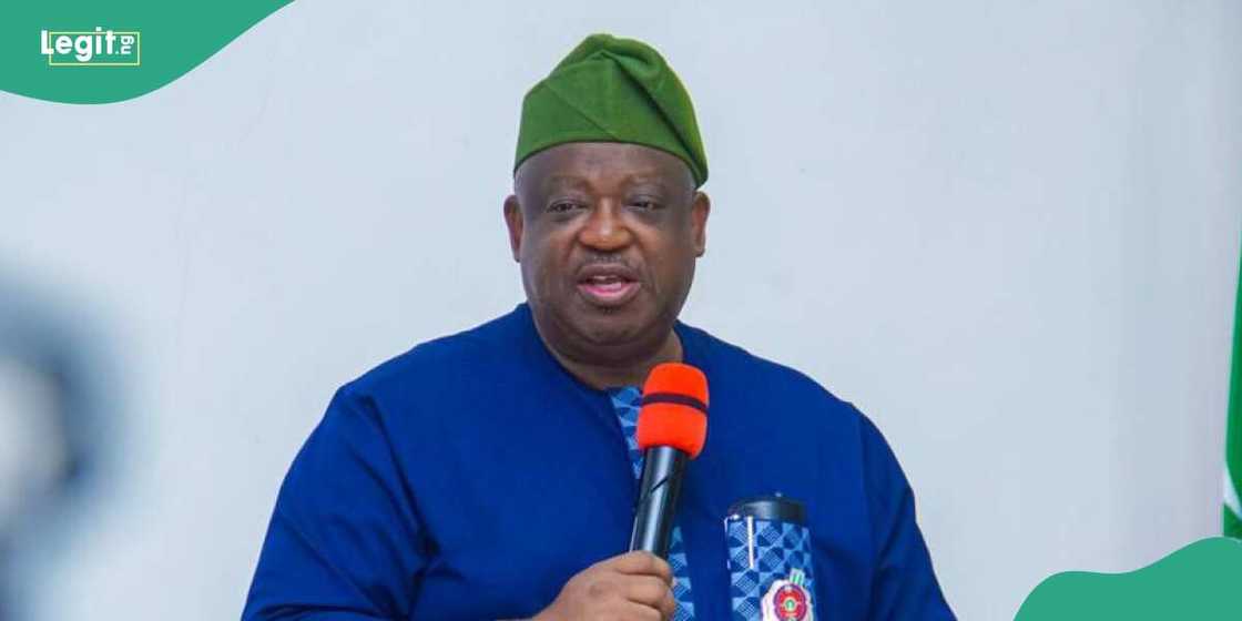 Gwamna Caleb Mutfwang na jihar Plateau. Gwamna Caleb Mutfwang na jihar Plateau.