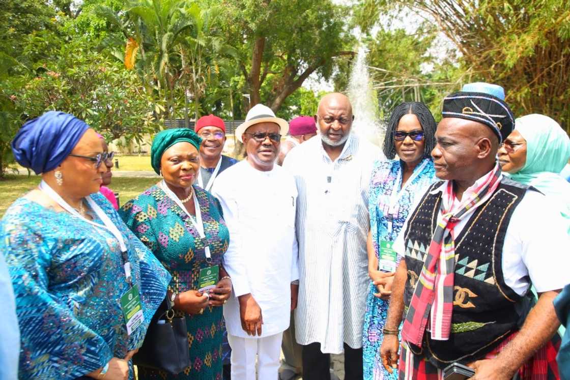 Wike ya ba sababbin jakadu shawara Wike ya ba sababbin jakadu shawara