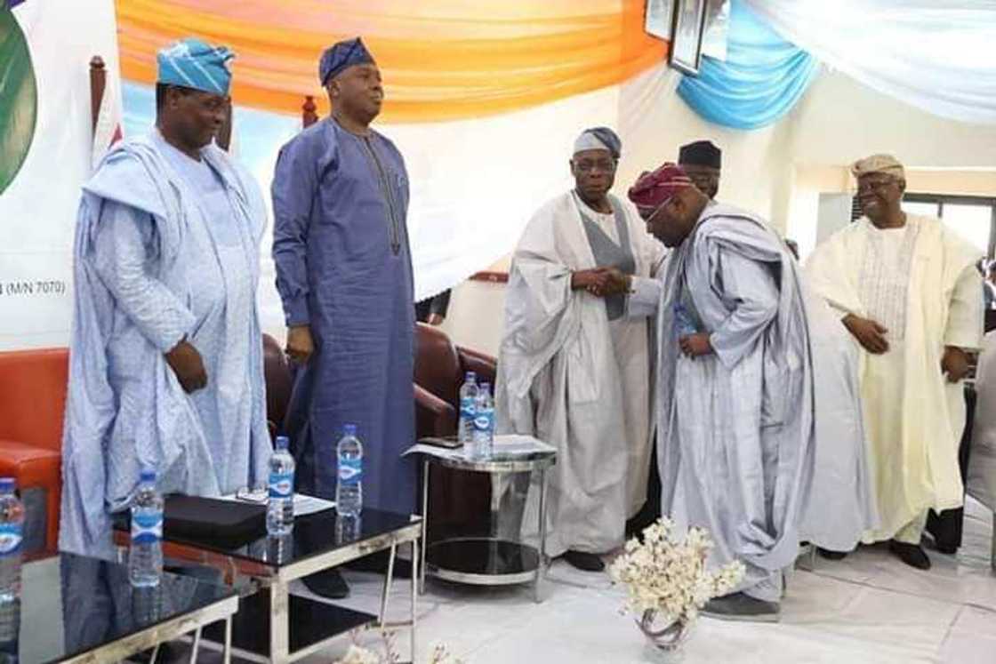 Manyan dalilai 3 da suka sanya ni goyon bayan shugabancin Atiku - Obasanjo Manyan dalilai 3 da suka sanya ni goyon bayan shugabancin Atiku - Obasanjo