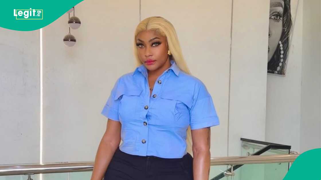 Angela Okorie makes fun of her colleagues in series of posts Angela Okorie makes fun of her colleagues in series of posts