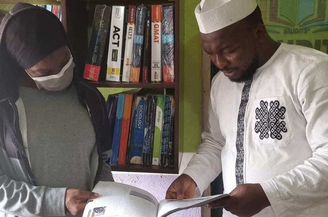 Ibadan, Erudite Institute and Saheed Oladele. Ibadan, Erudite Institute and Saheed Oladele.