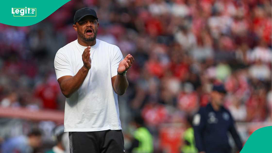 Vincent Kompany, Bayern Munich, Paris Saint-Germain, UEFA Champions League, Parc des Princes. Vincent Kompany, Bayern Munich, Paris Saint-Germain, UEFA Champions League, Parc des Princes.