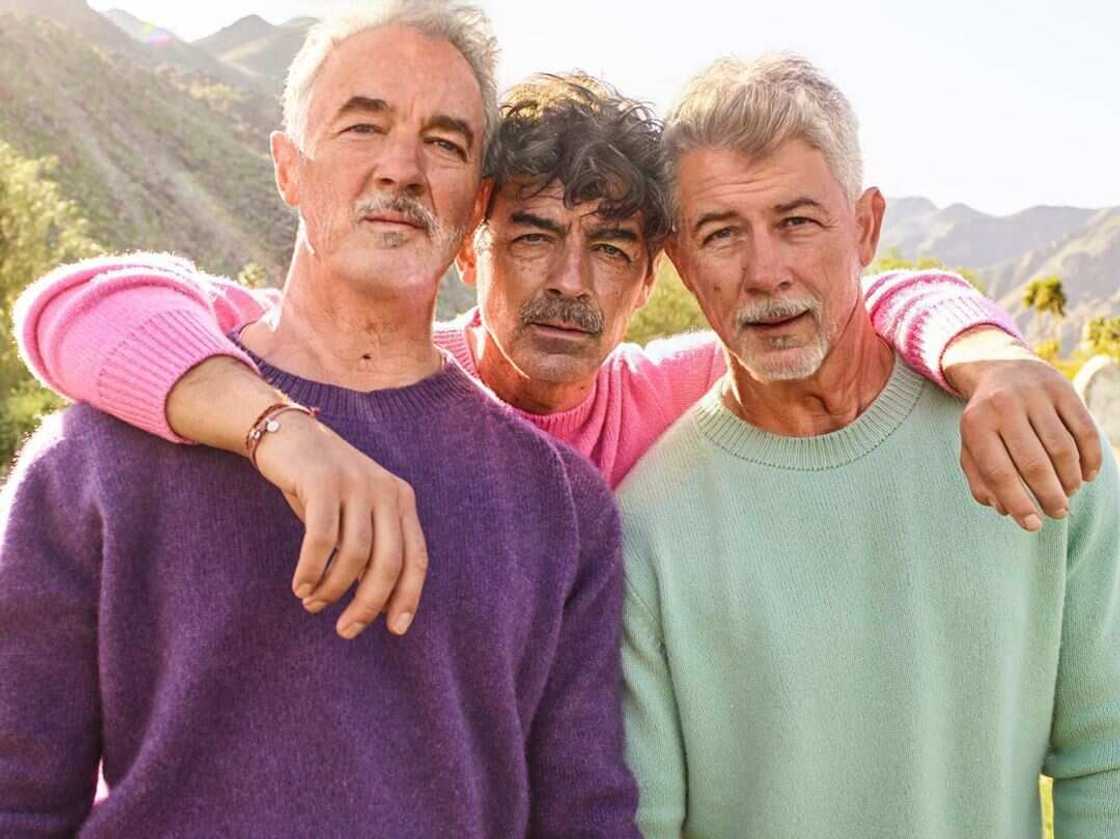 FaceApp FaceApp