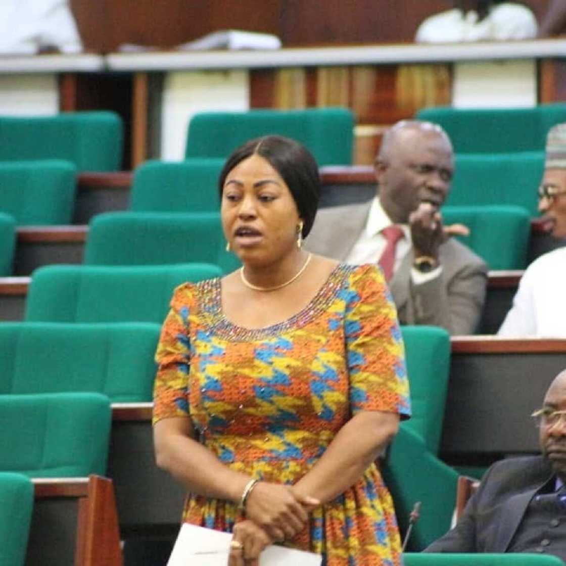 Hon. Onuoha ta kawo kudirin da zai bada damar amfani da wiwi wajen bincike Hon. Onuoha ta kawo kudirin da zai bada damar amfani da wiwi wajen bincike