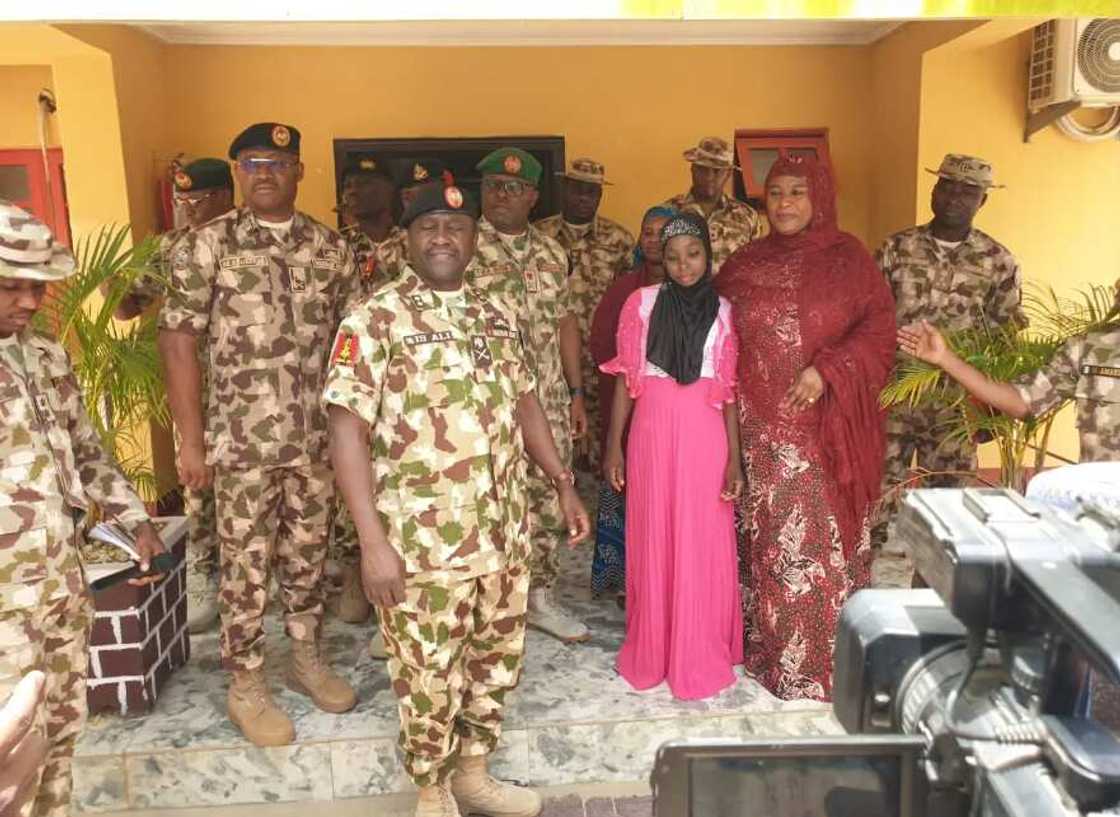 Sojoji sun kwato Saratu a dajin Sambisa Sojoji sun kwato Saratu a dajin Sambisa