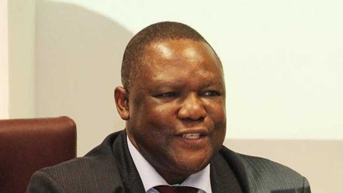 Abubuwa 10 da ya kamata ku sani game tsohon mataimakin gwamnan CBN da ya rasu Abubuwa 10 da ya kamata ku sani game tsohon mataimakin gwamnan CBN da ya rasu