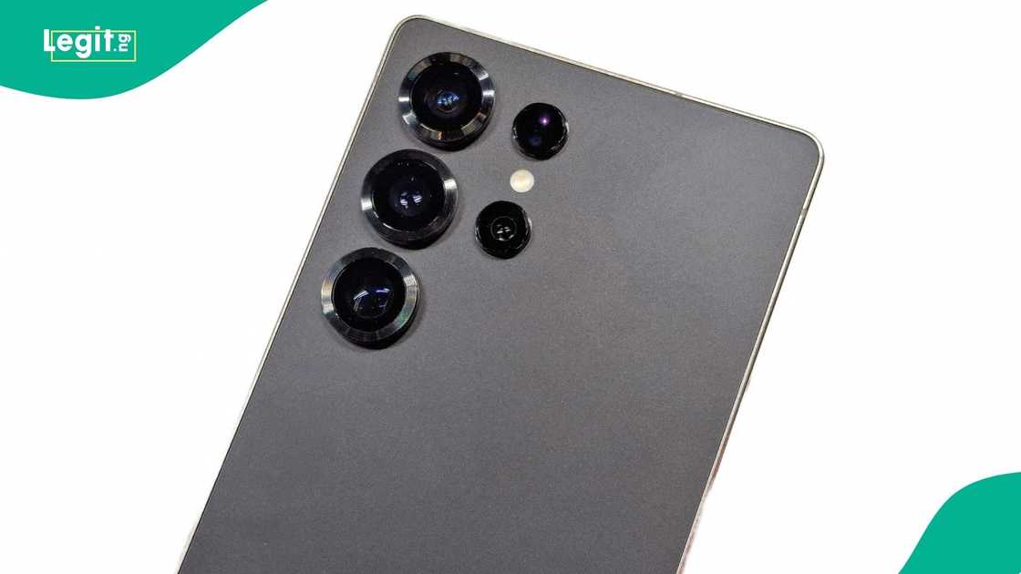 Samsung has announced plans to phase out its native messaging app, Samsung Messages, noting that he app will be discontinued by July 2026, and urged users to transition to Google Messages. Samsung has announced plans to phase out its native messaging app, Samsung Messages, noting that he app will be discontinued by July 2026, and urged users to transition to Google Messages.