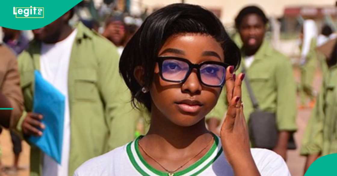 Lady says it's important to carry a small quantity of rice.