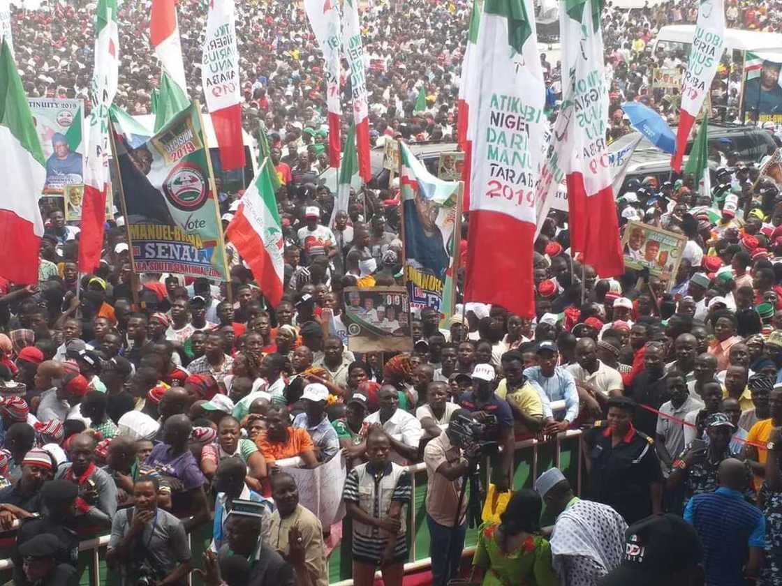 Jihar Taraba ta cika ta batse ya amsa amo na goyon bayan Atiku Jihar Taraba ta cika ta batse ya amsa amo na goyon bayan Atiku