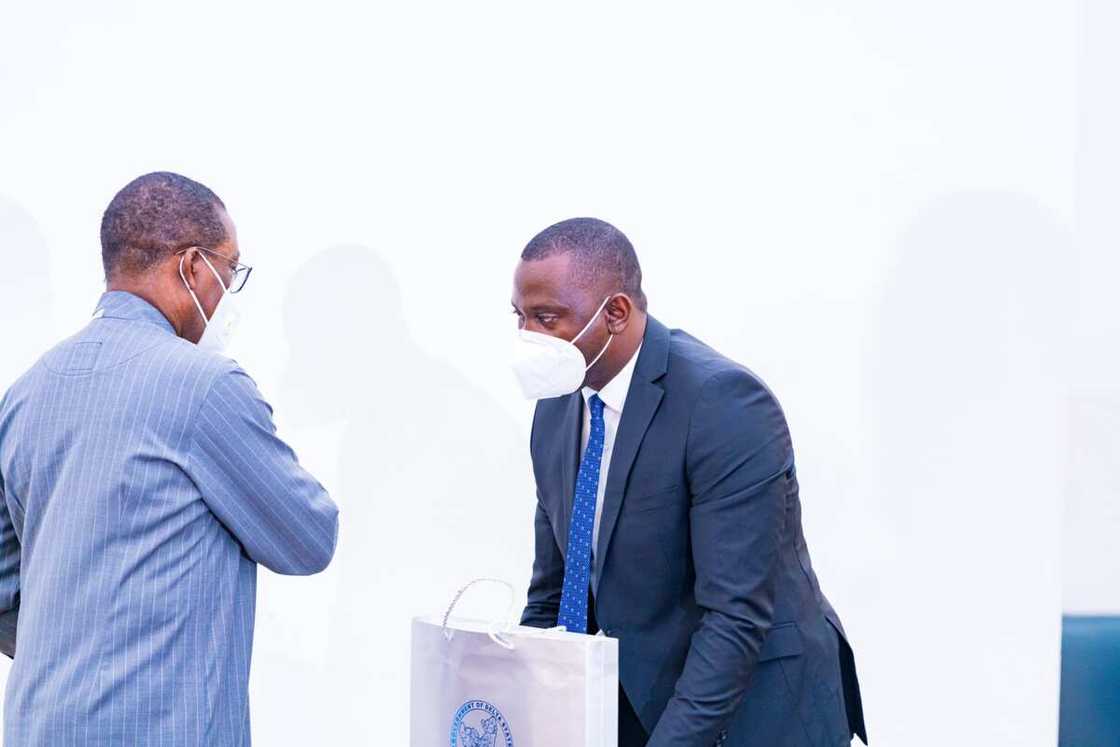 Seek alternative means to strikes, Okowa tells resident doctors Seek alternative means to strikes, Okowa tells resident doctors