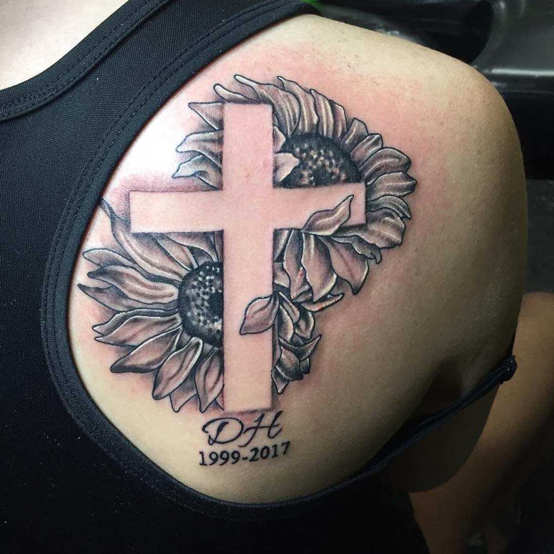 Sunflower tattoos Sunflower tattoos