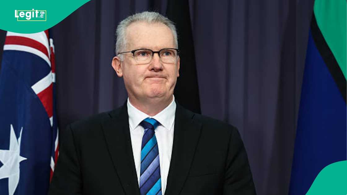 Australia shares support available to foreigners during citizenship test Australia shares support available to foreigners during citizenship test