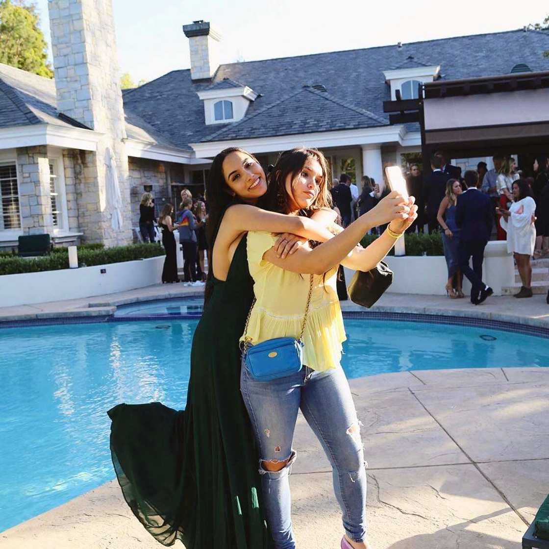 Catherine Bach daughters Catherine Bach daughters