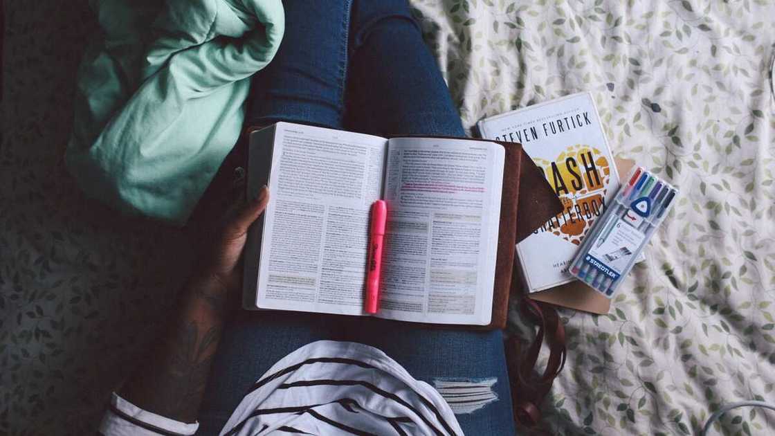 50 best debate topics for students 50 best debate topics for students